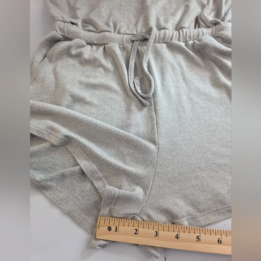 32 Degrees Cool Gray Shorts Romper Size S SOFT COMFY 2243-AC